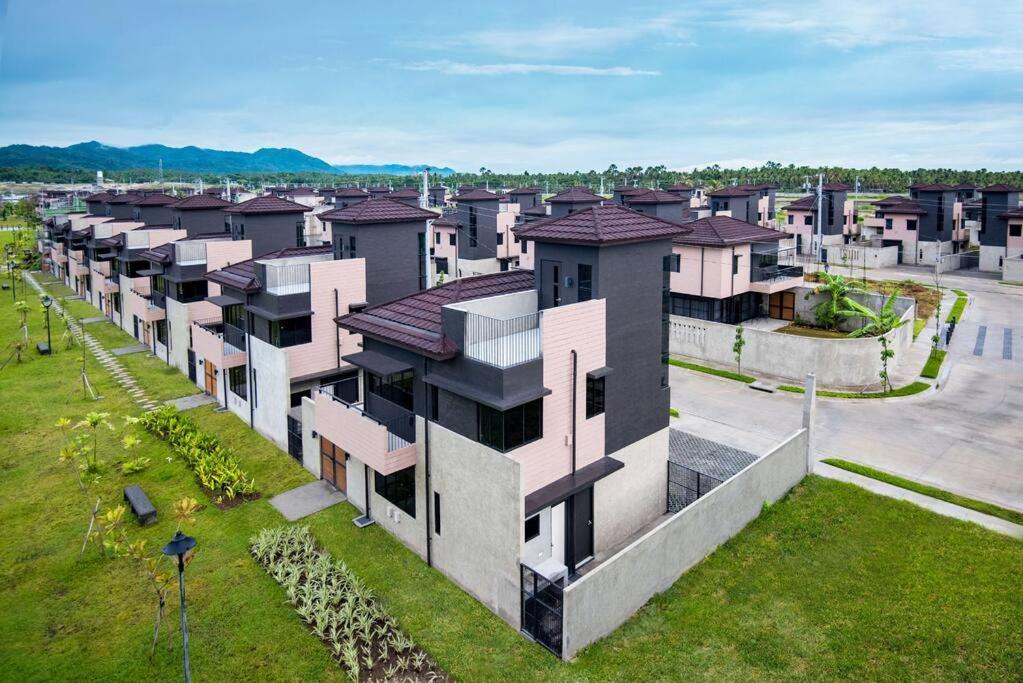17 Riada * San Juan (Batangas)